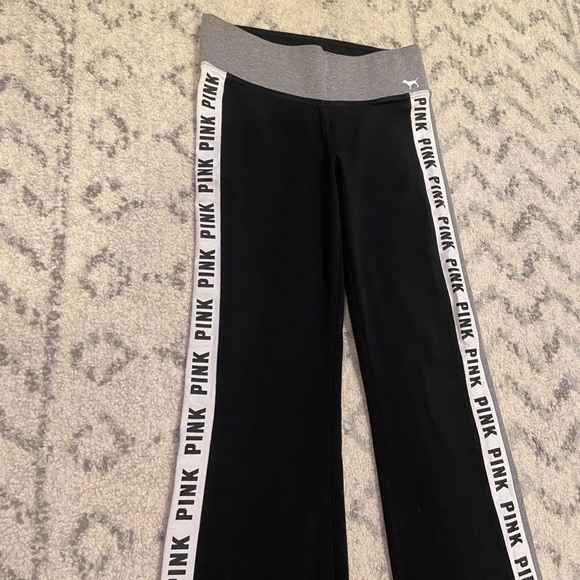 Victoria Secret PINK Yoga Pants - Picture 3 of 6